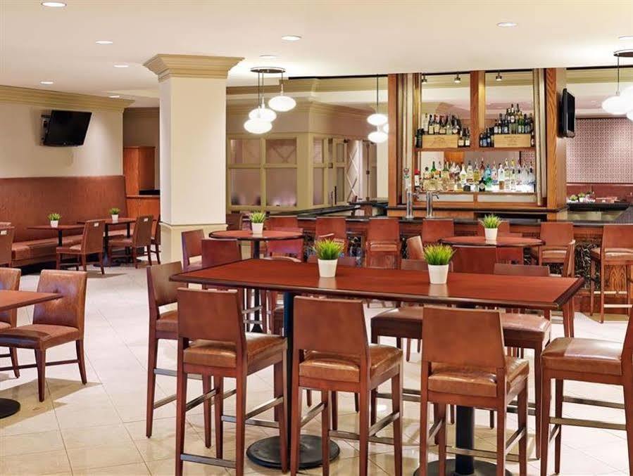 Sheraton Detroit Novi Zewnętrze zdjęcie